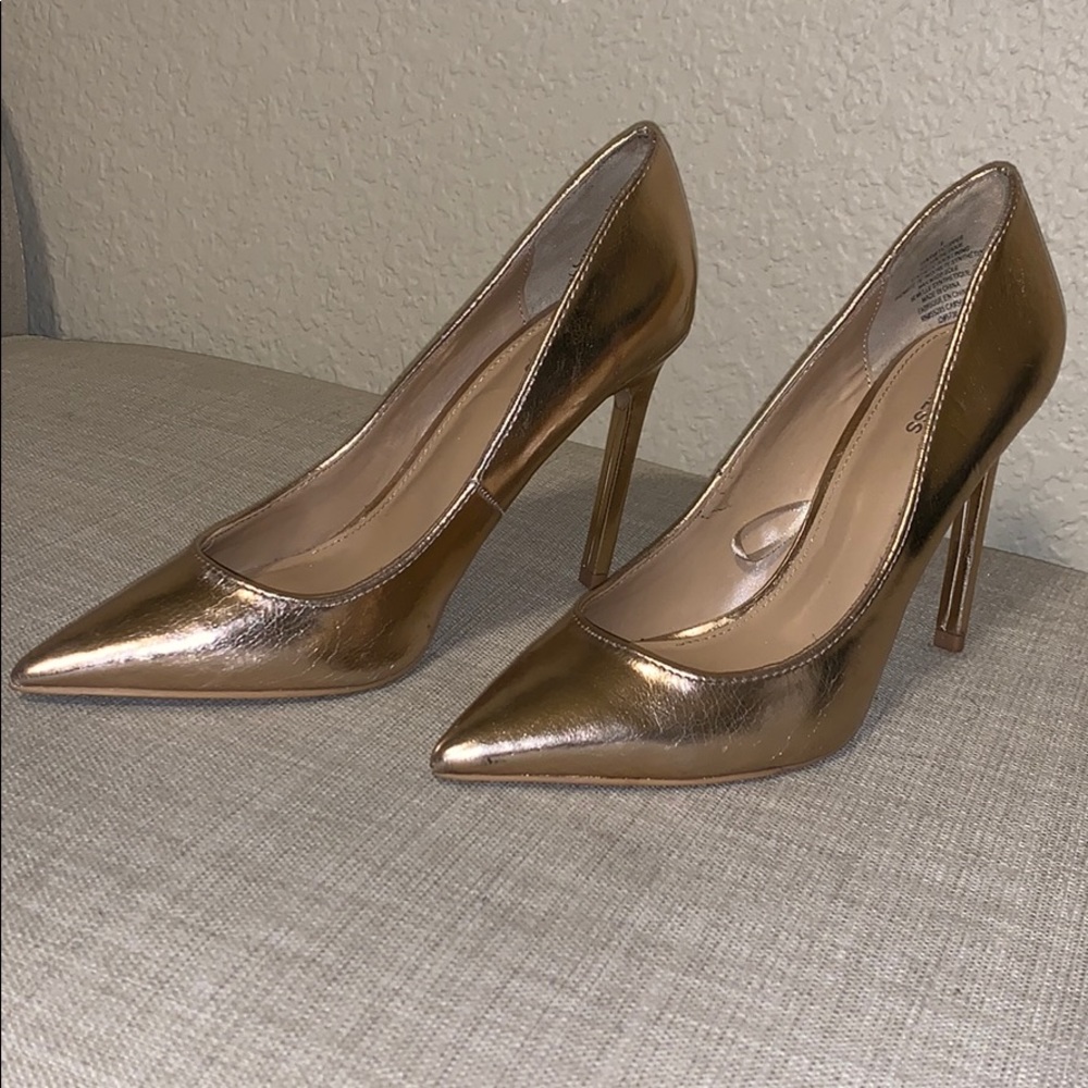 Gold express heels